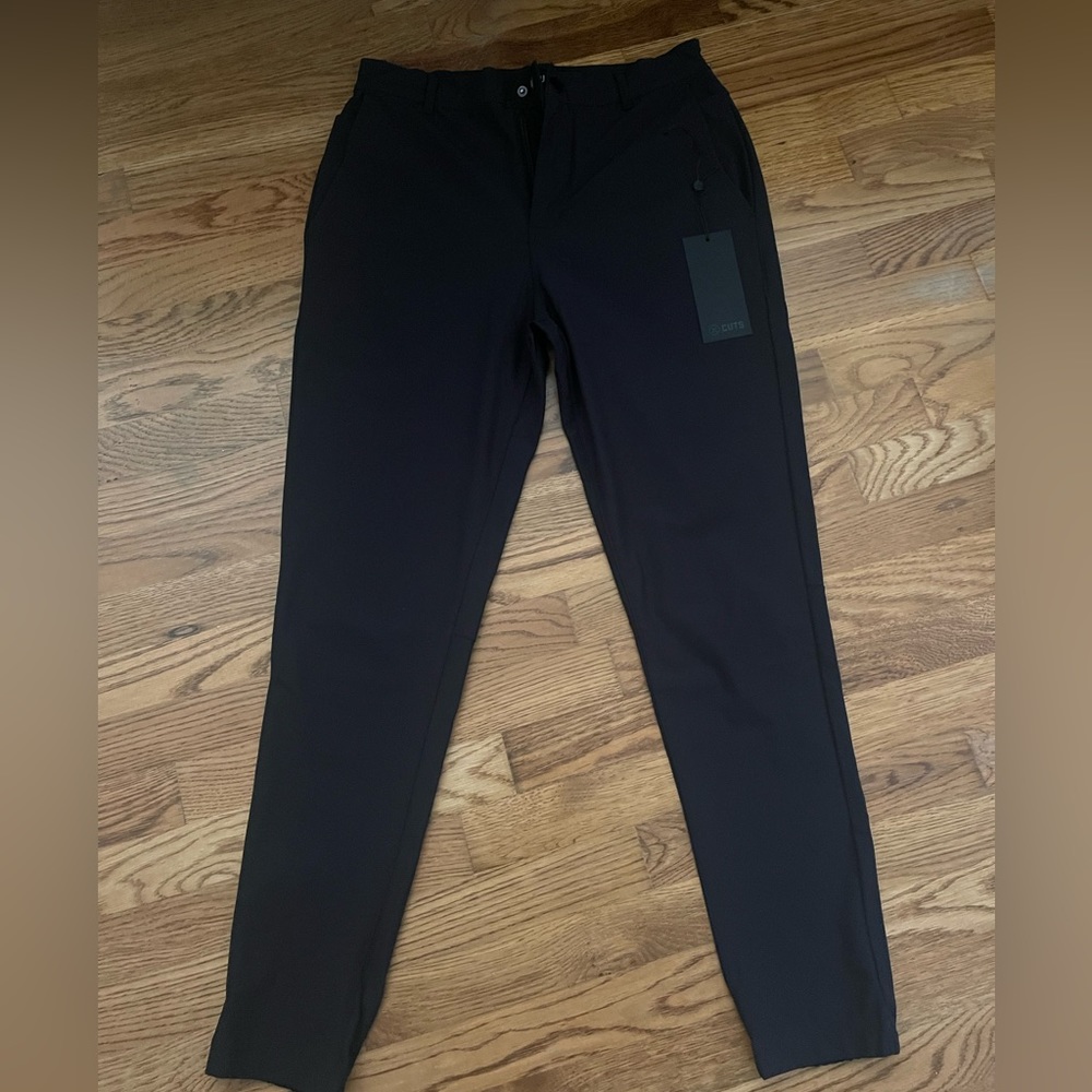 Cuts AO Joggers